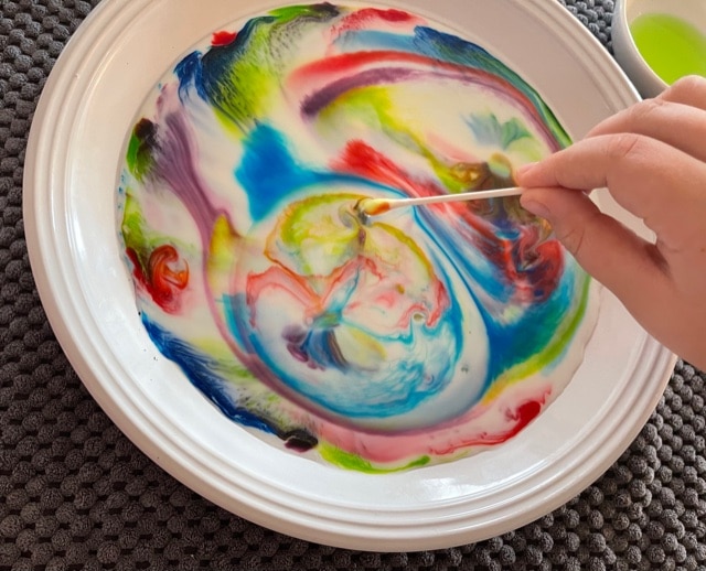 Learning Science in Preschool - Growing Brilliant Preschool